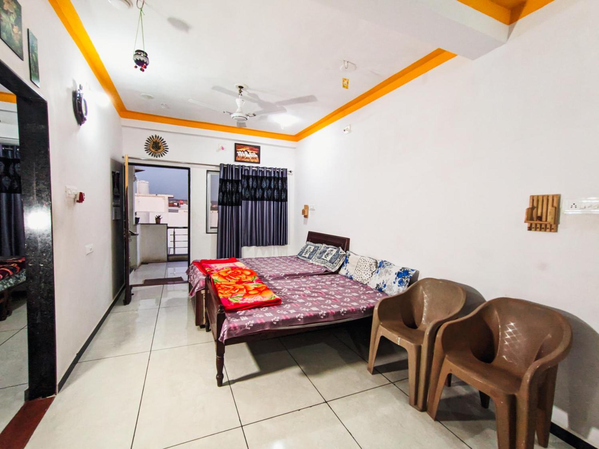 Bhavya Homestay Garudeshwar Eksteriør bilde