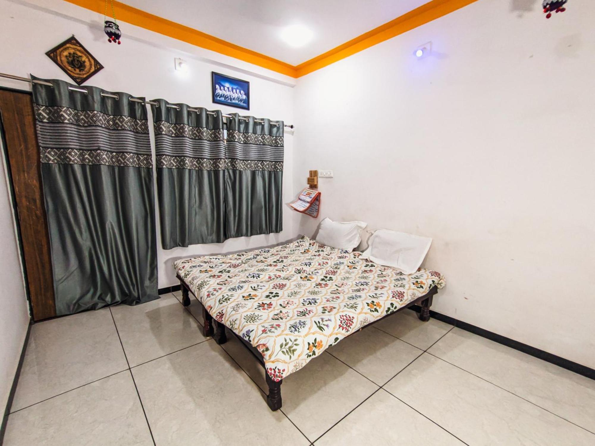 Bhavya Homestay Garudeshwar Eksteriør bilde