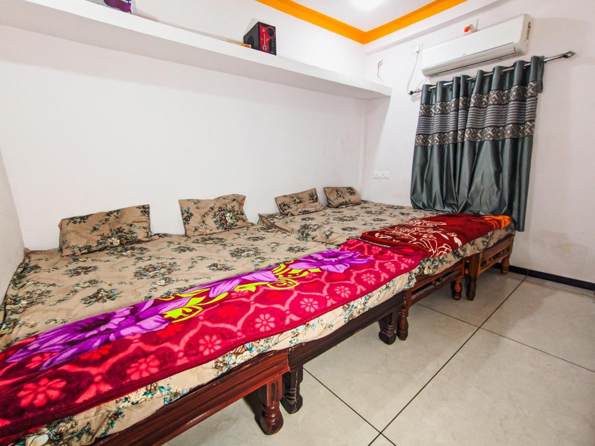 Bhavya Homestay Garudeshwar Eksteriør bilde