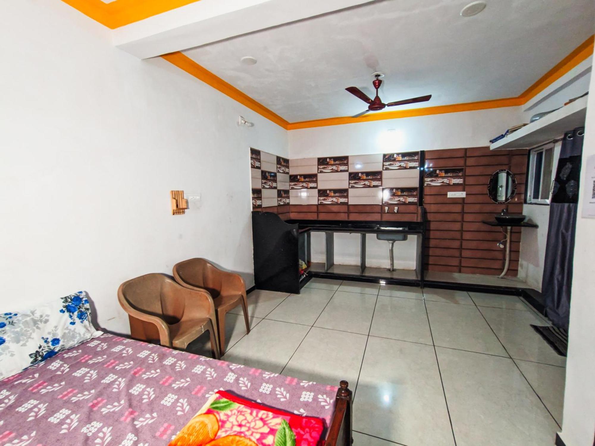 Bhavya Homestay Garudeshwar Eksteriør bilde